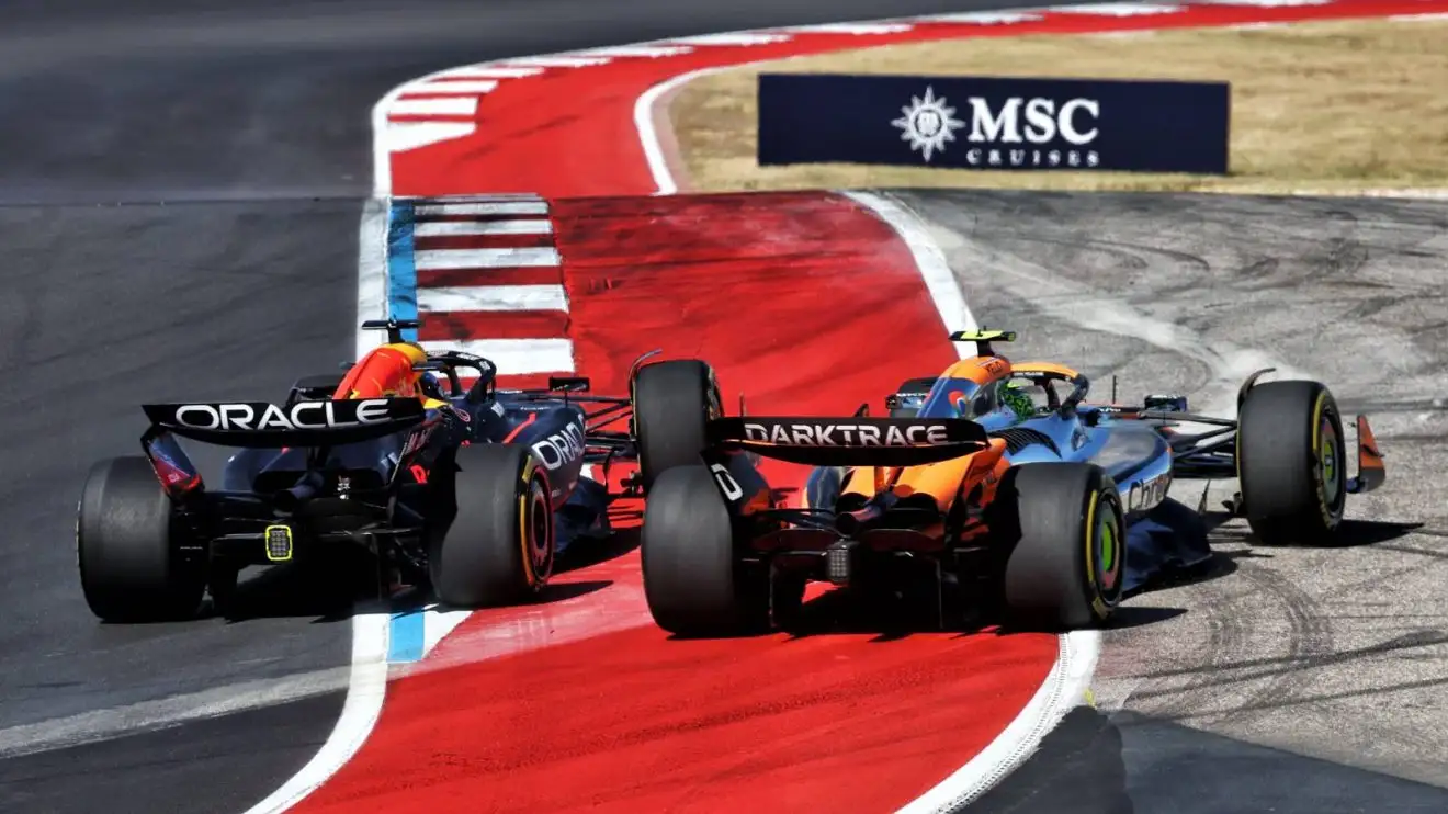 c-720 Max Verstappen and Lando Norris go wide during the 2024 US Grand Prix