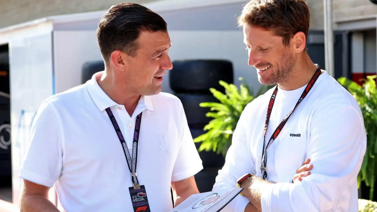 c-777 Will Buxton with Romain Grosjean.