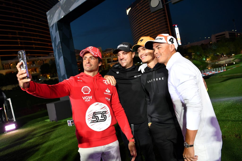 gettyimages-1794071456-1024x683-1 (L-R) Carlos Sainz Jr., Justin Thomas, Lando Norris and Rickie Fowler take a selfie during The Netflix Cup, a live Netflix Sports event, at Wynn La...