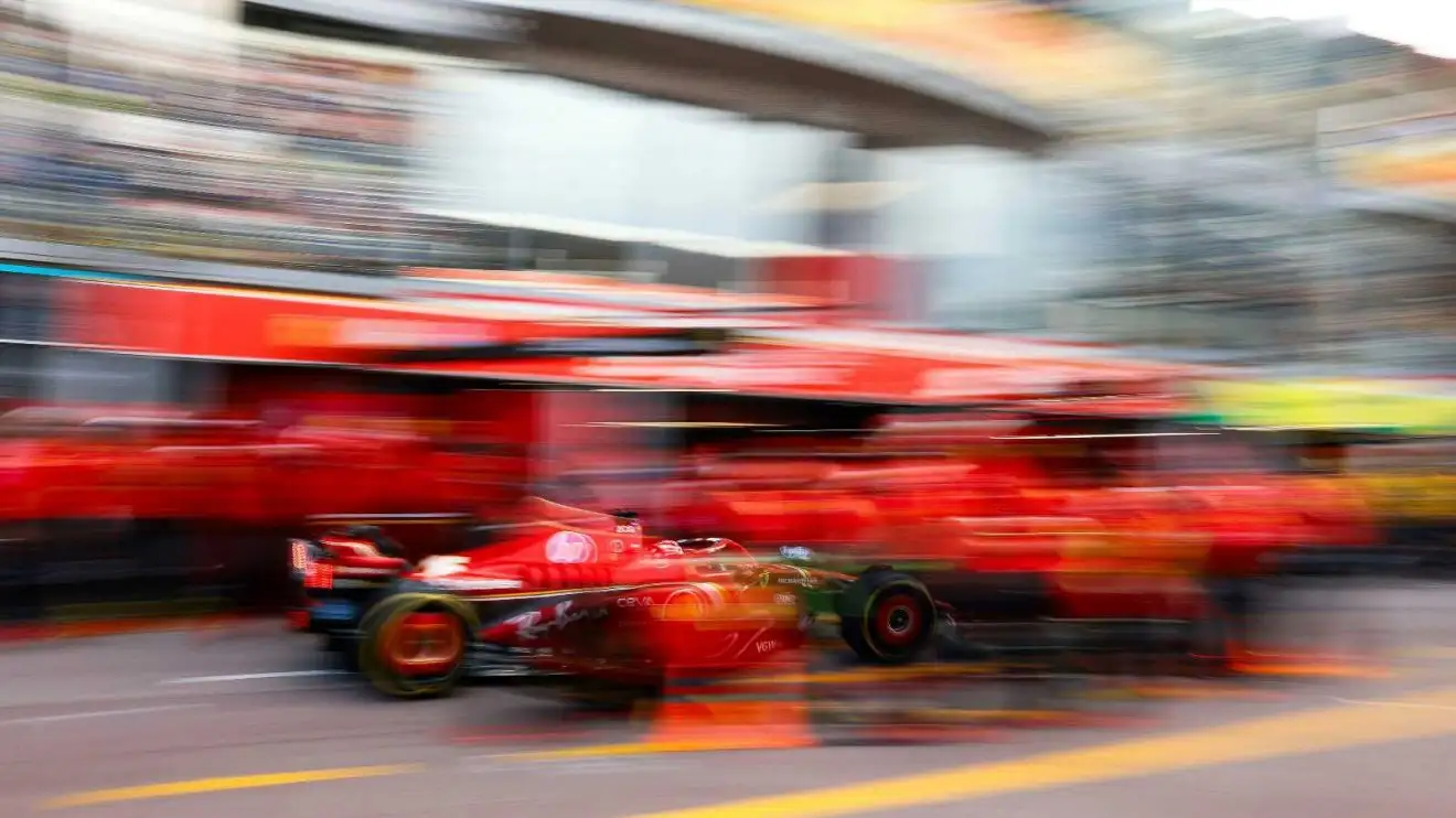 c-1098 Scuderia Ferrari Formula 1 F1 pit stop Monaco Grand Prix PlanetF1