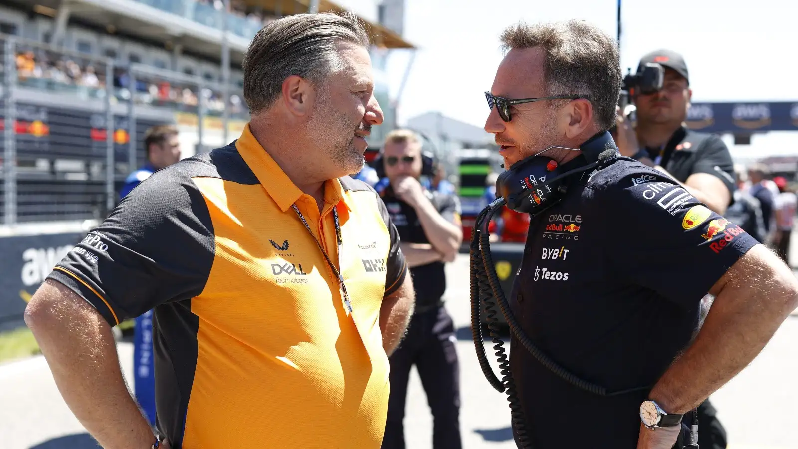c-115 Zak Brown and Christian Horner