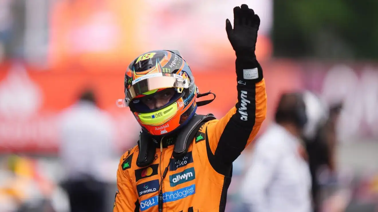 c-1834 Oscar Piastri celebrate pole position after qualifying at the Circuit de Barcelona-Catalunya