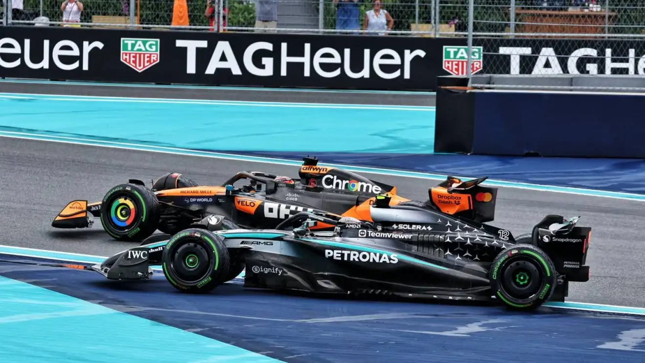 c-202 Oscar Piastri and Kimi Antonelli battle for the lead of the 2025 Miami GP sprint as Antonelli runs wide