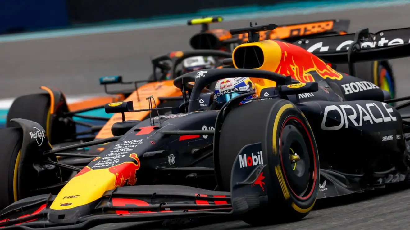 c-291 Lando Norris racing against Max Verstappen