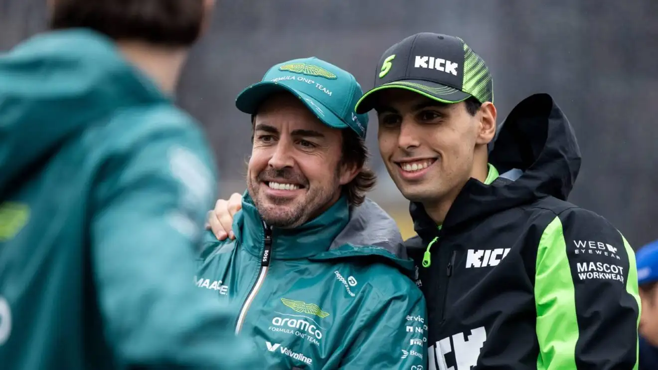c-55 Aston Martin's Fernando Alonso and Sauber's Gabriel Bortoleto at the 2025 Japanese Grand Prix.