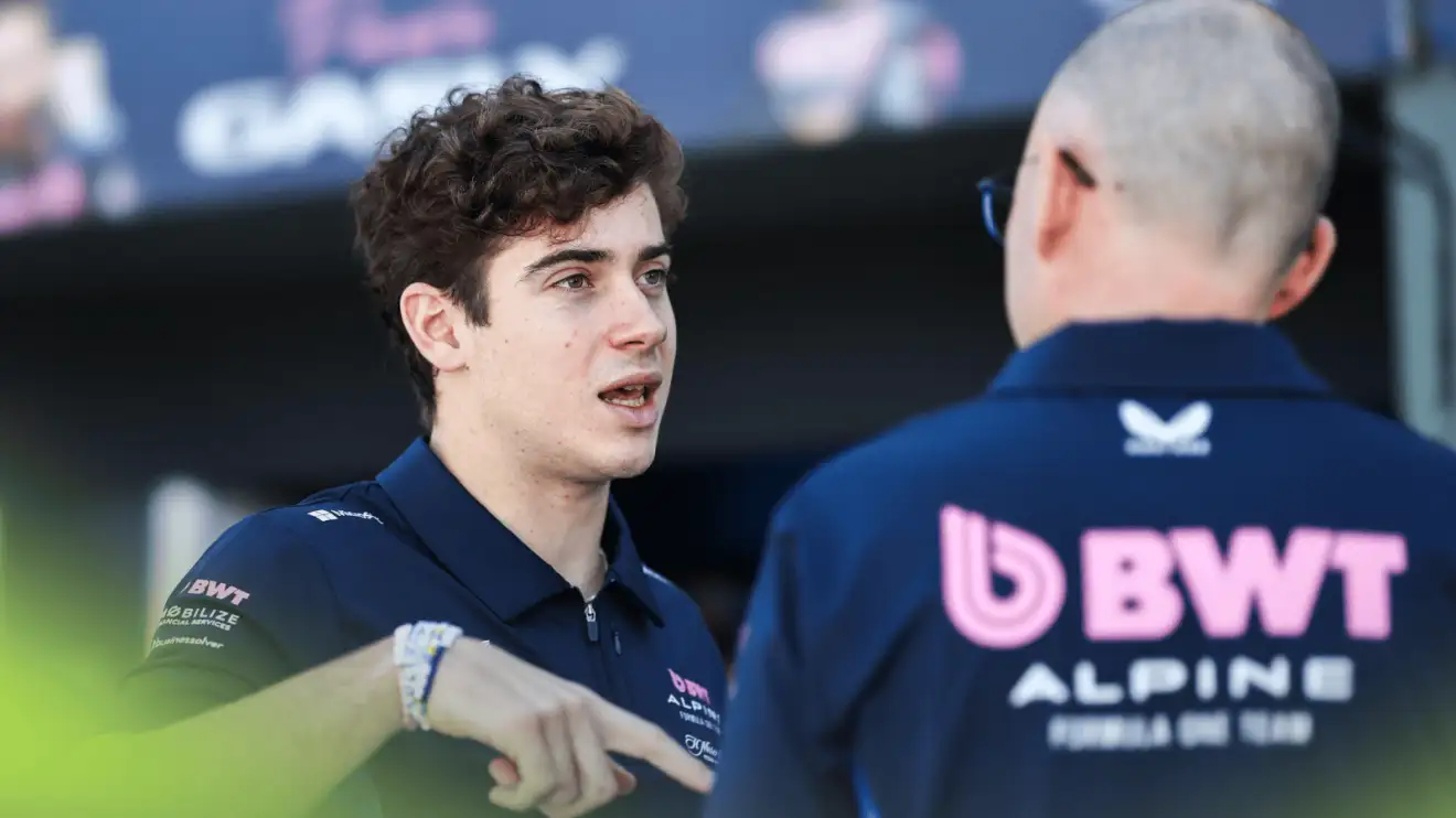 c-752 Franco Colapinto in conversation with an Alpine engineer in the Australian GP pit lane