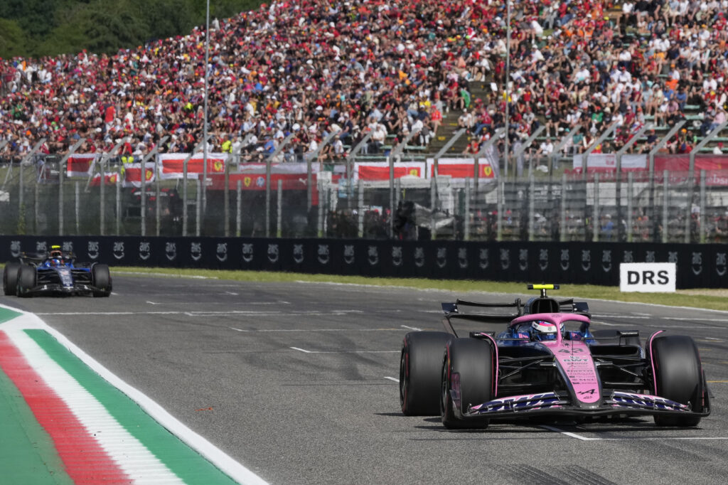 gettyimages-2214947346-1024x682-1 Alpine driver Franco Colapinto on track during qualifying for the 2025 F1 Emilia Romagna Grand Prix at Imola