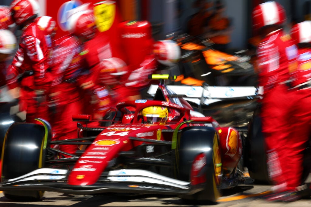 gettyimages-2215719171-1024x683-1 Ferrari driver Lewis Hamilton makes a pit stop during the 2025 F1 Emilia Romagna Grand Prix at Imola