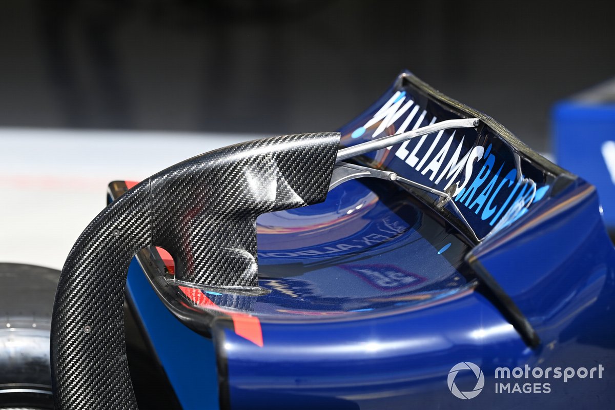 rear-wing-and-drs-actuator-on-1 Rear wing and DRS actuator on the Williams FW44