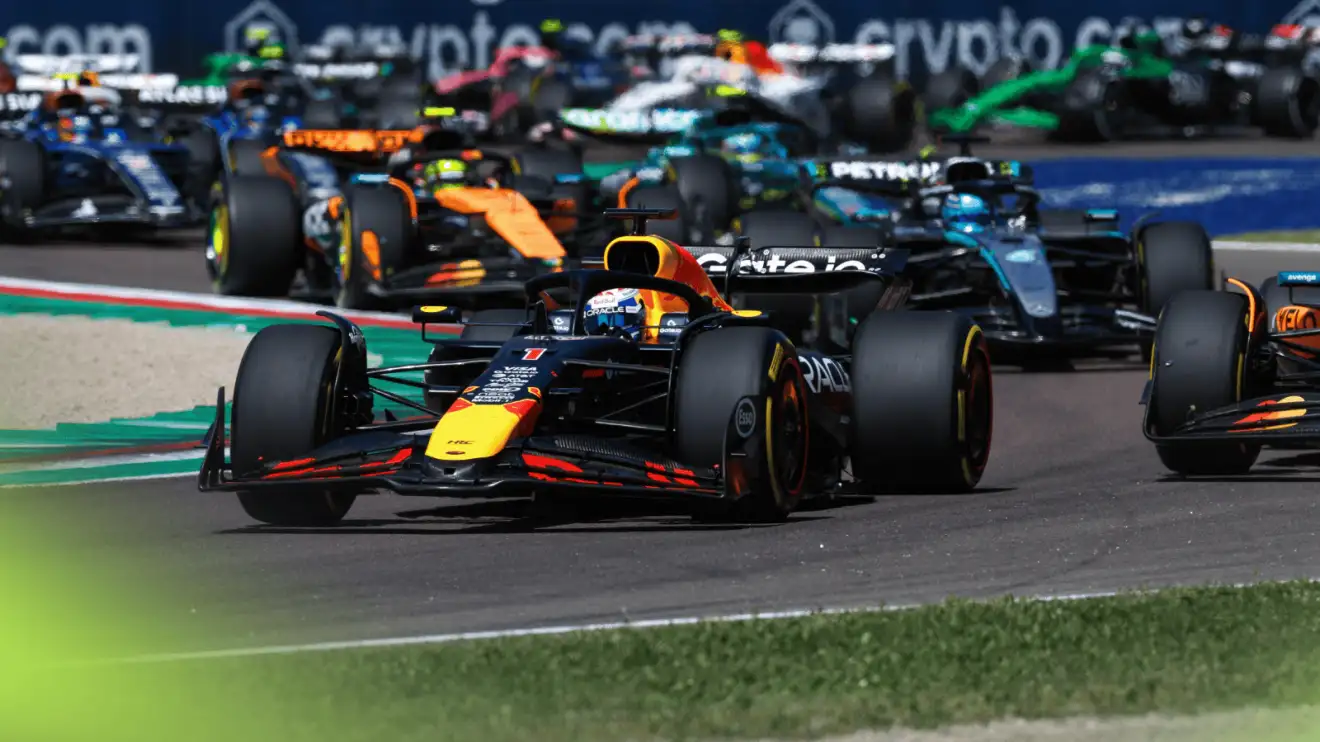c-534 Max Verstappem takes the lead at the start at Imola as the field slot in behind him