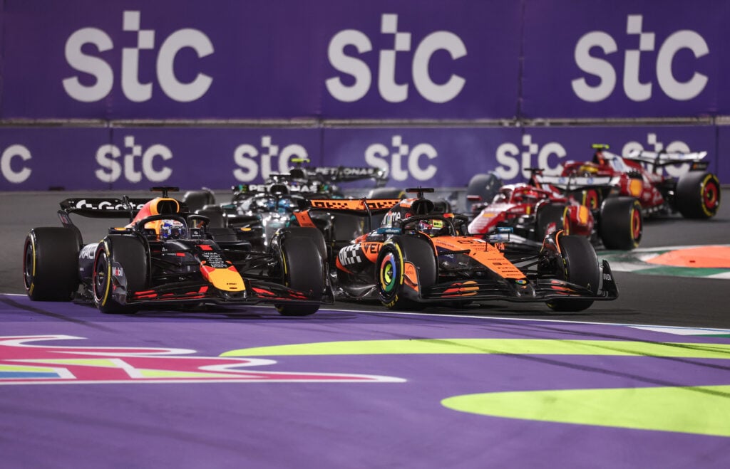 gettyimages-2211422232-1-1024x659-1 Max Verstappen leaves the road fighting Oscar Piastri in 2025 F1 Saudi Arabian Grand Prix