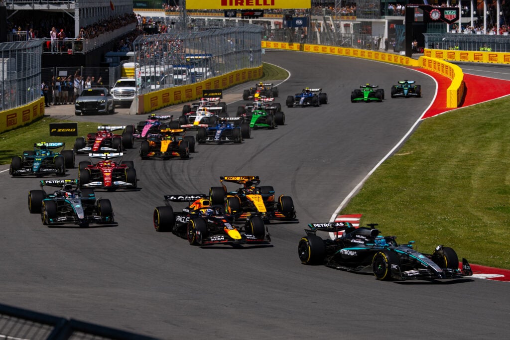 gettyimages-2220291971-1024x683-1 Mercedes rookie Andrea Kimi Antonelli battles Oscar Piastri of McLaren at the start of the 2025 F1 Canadian Grand Prix
